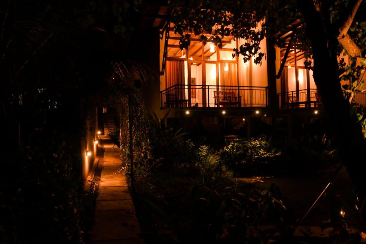 Senu Lagoon Villa Tangalle Exterior photo