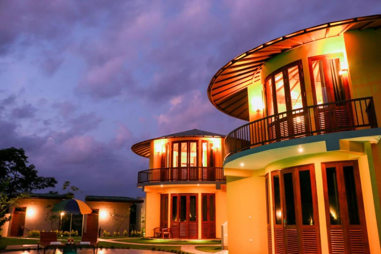Senu Lagoon Villa Tangalle Exterior photo