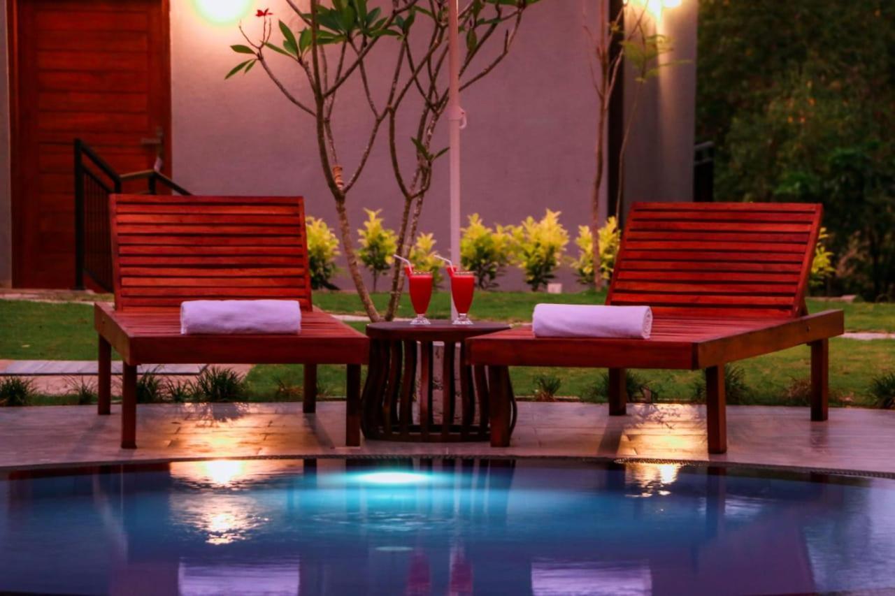 Senu Lagoon Villa Tangalle Exterior photo